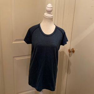 Lululemon size 10